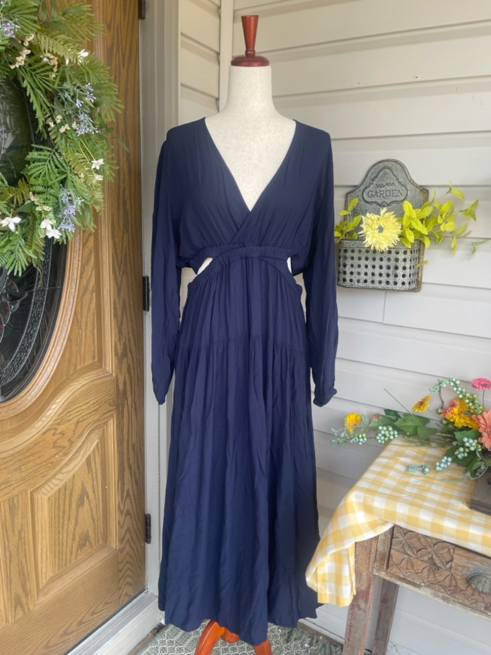 Old Navy Waist Defined Crepe Side Cutout Maxi Dress